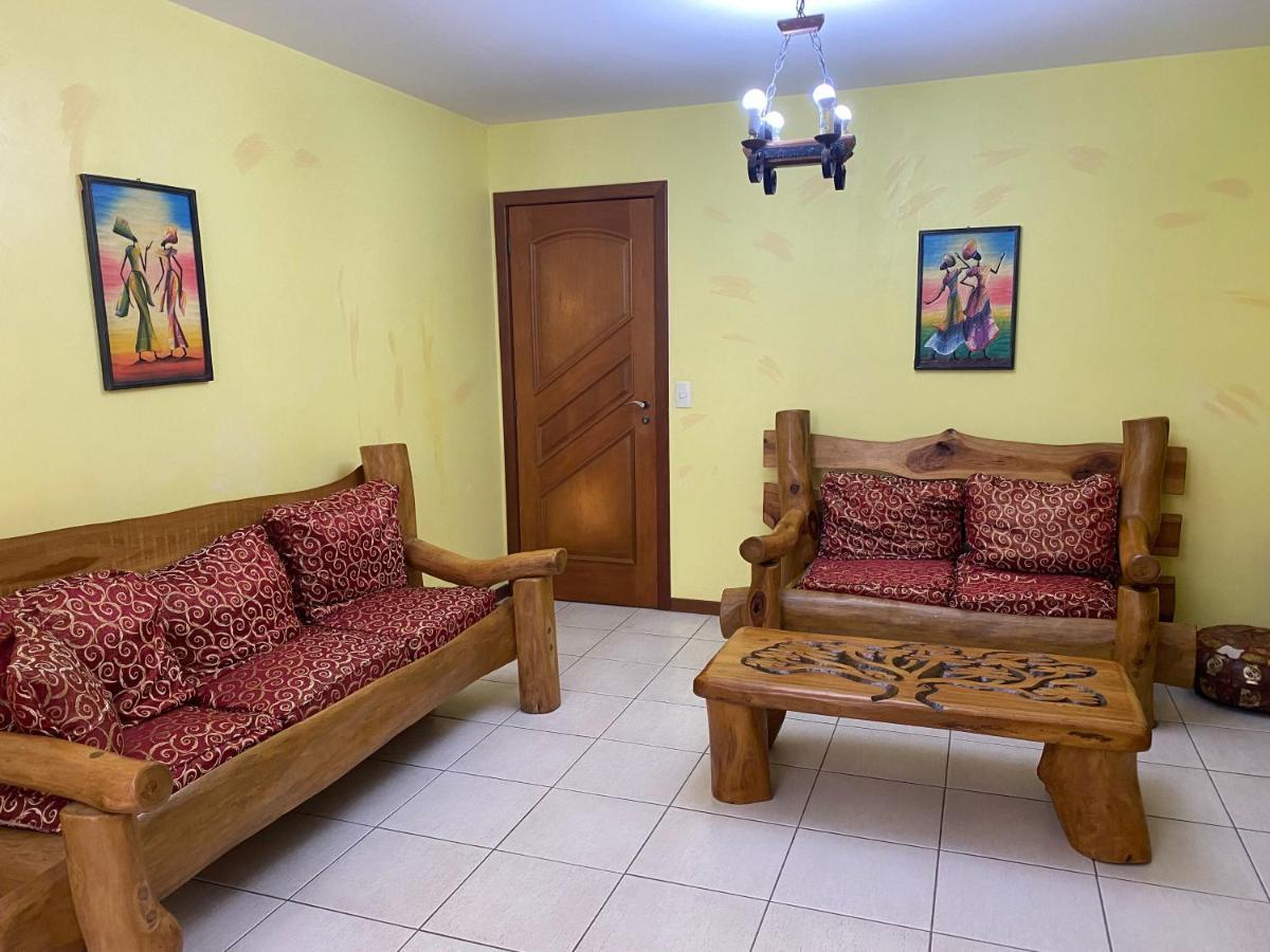 Comfortable Beachfront Apartment วีลา เวลยา ภายนอก รูปภาพ
